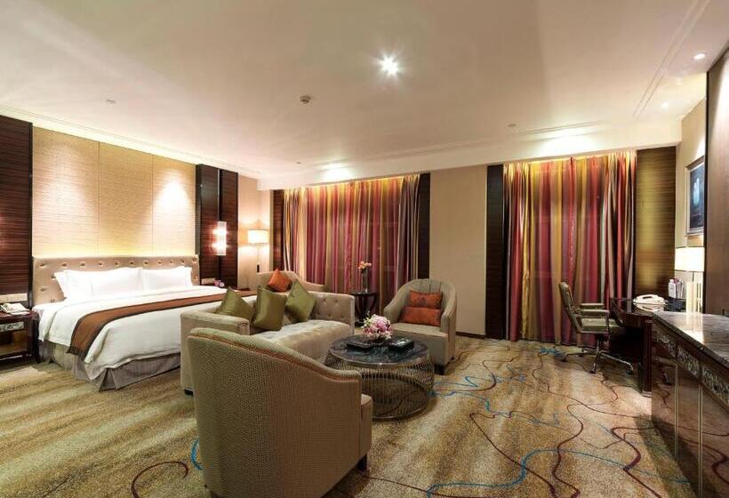 اتاق سوپریور با تخت بزرگ, Shenzhen Baohengda International