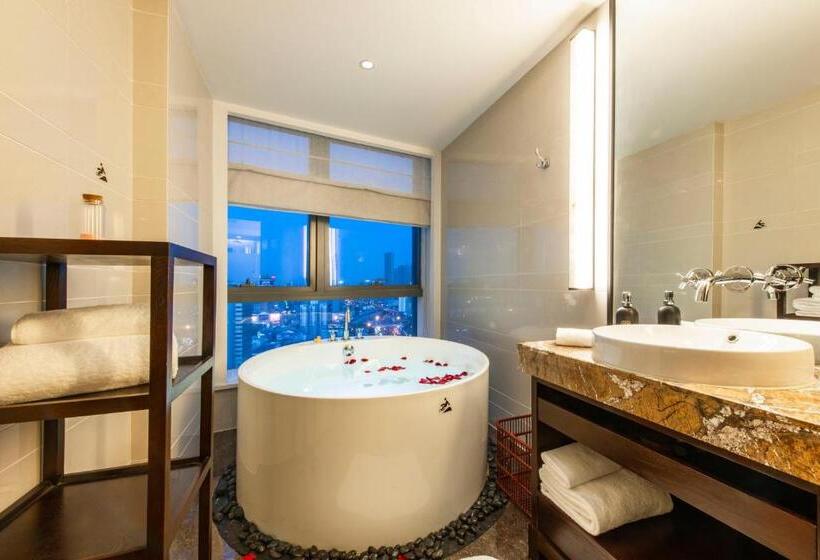 سوییت, Ssaw Boutique Hotel Hefei Intime Centre