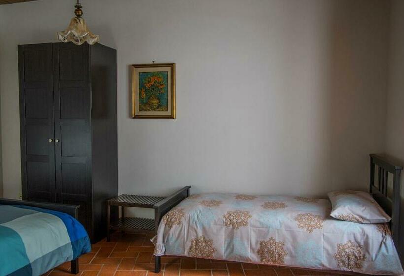 اتاق استاندارد سه نفره, B&b Antico Casale