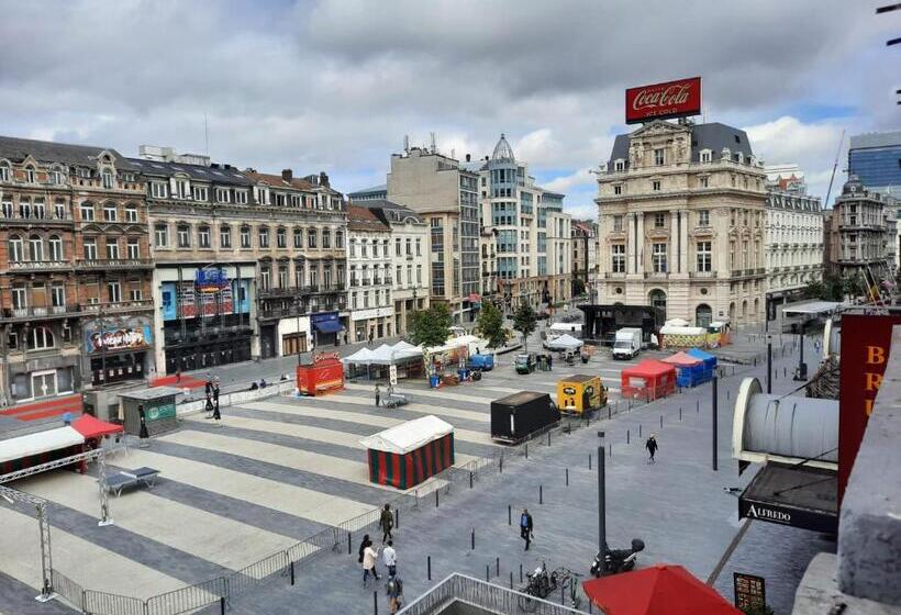 آپارتمان 3 خوابه, Central And Cozy In Brussels