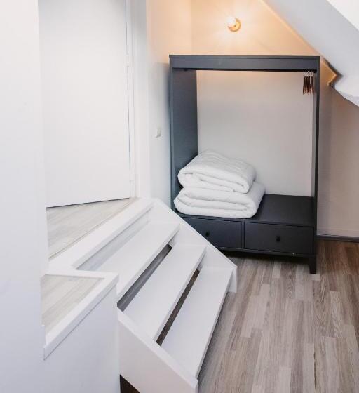 آپارتمان 2 خوابه, Central And Cozy In Brussels