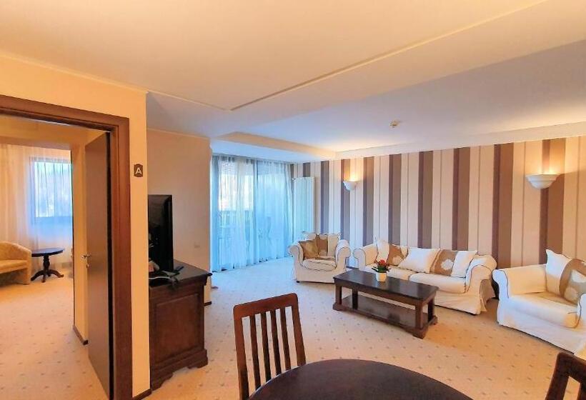 آپارتمان 1 خوابه با چشم‌انداز, Apartament 2706 Alpin Resort, Etaj 7, Poiana Brașov