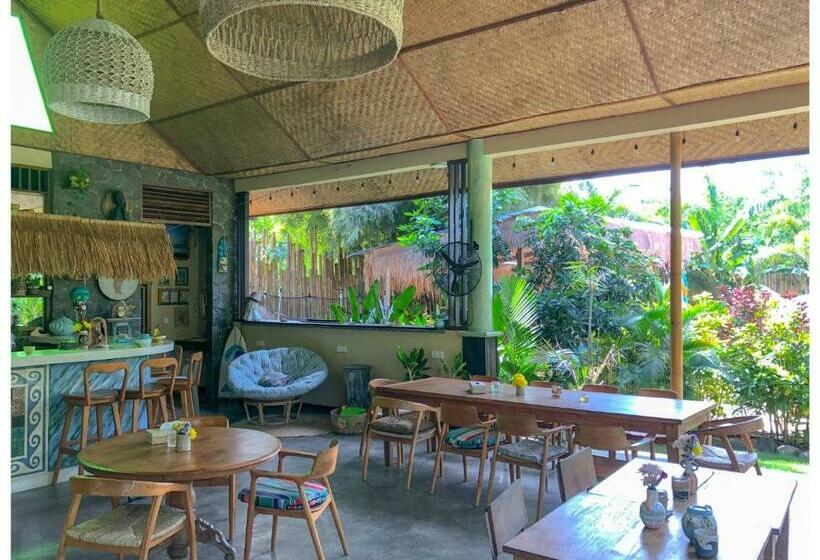 اتاق استاندارد با چشم‌انداز باغ, Sriyana Uluwatu