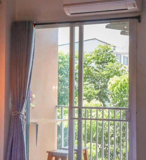 اتاق خانوادگی, Pranot Apartment & Spa