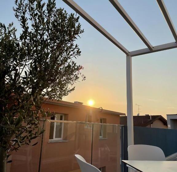 آپارتمان 1 خوابه با چشم‌انداز دریا, Mar60 Apartments
