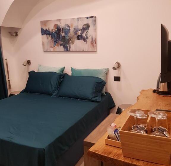 سوییت جونیور, B&b Quispaccanapoli