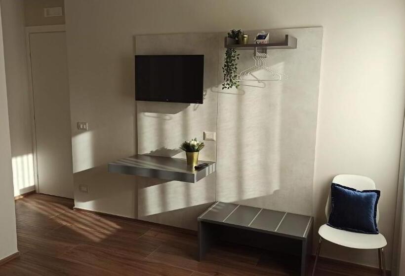 اتاق لوکس, Casa Dalè