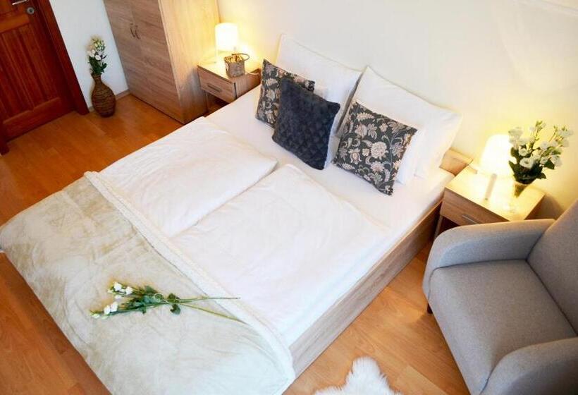 اتاق لوکس, Gyula Wellness Villa