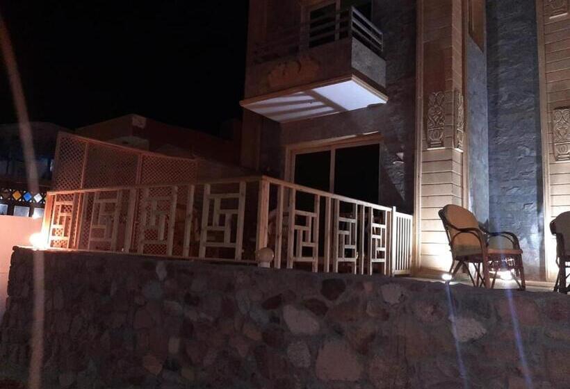 استودیوی لوکس, Diamond Dahab House