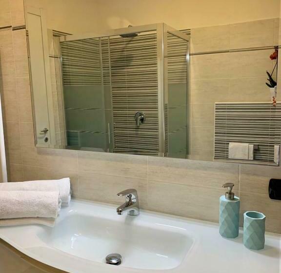 اتاق استاندارد با بالکن, B&b Nearby Malpensa