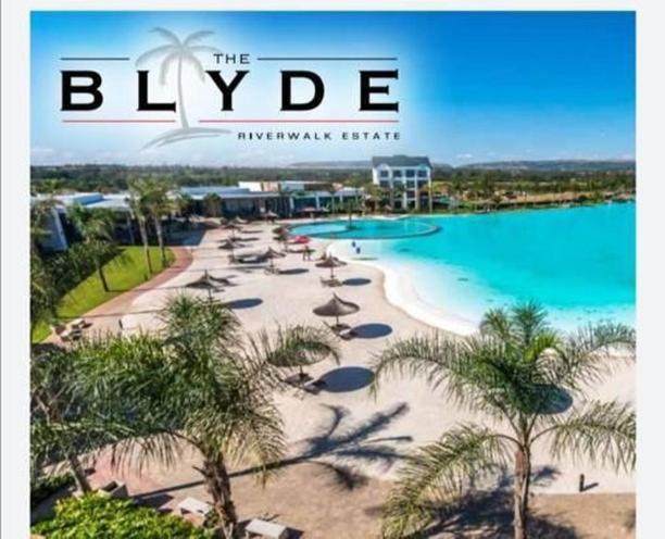 آپارتمان 2 خوابه, The Blyde Crystal Lagoon Riverwalk Estate