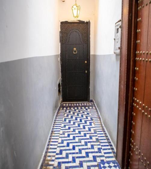 سوییت لوکس, Riad Shama Fes