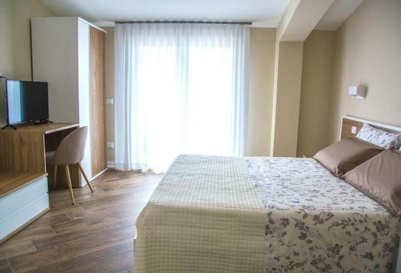 اتاق لوکس, B&b Martina