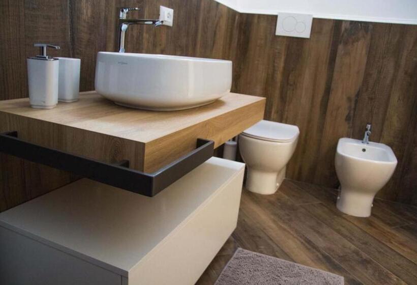اتاق لوکس, B&b Martina