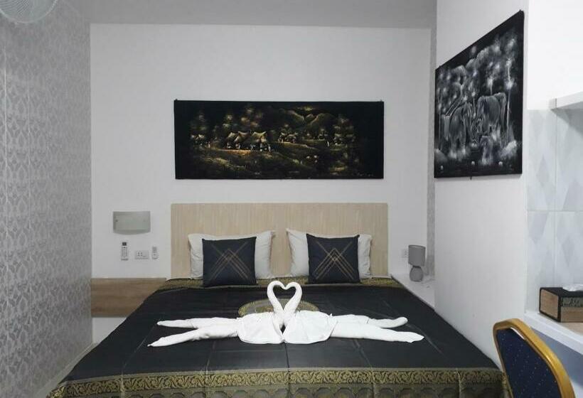 اتاق استاندارد با تخت بزرگ, B&b Namo Phuket
