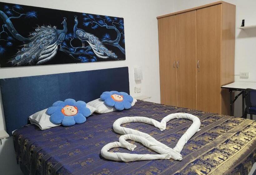 اتاق استاندارد با تخت بزرگ, B&b Namo Phuket