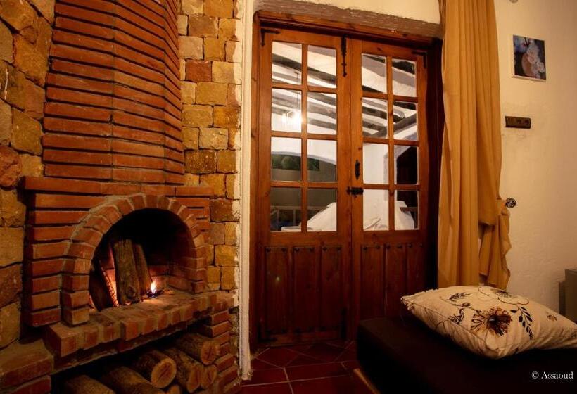 بانگلوی لوکس, El Cortijo & Spa