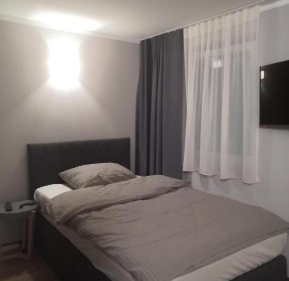 标准工作室, Motel Q   Das Kleine Stadt