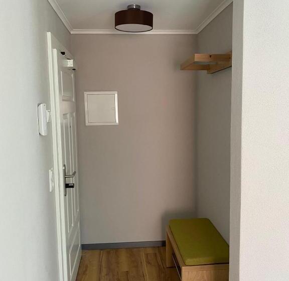 标准单人间, Motel Q   Das Kleine Stadt