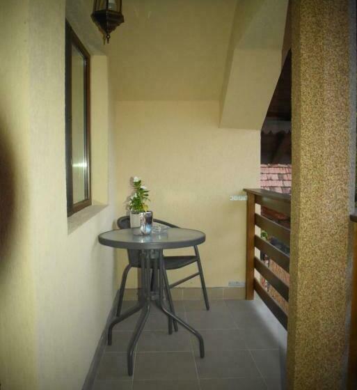 חדר סטנדרט עם מרפסת, Casa Smeilor Horezu