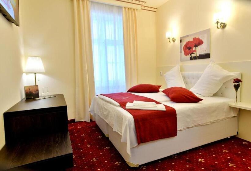 اتاق استاندارد با تخت بزرگ, Top Royal Central Brasov
