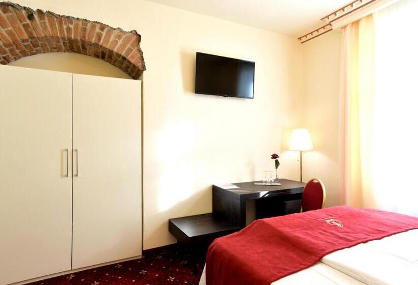 اتاق لوکس سه تخته, Top Royal Central Brasov