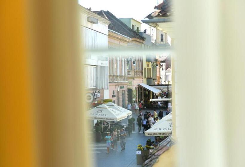 اتاق لوکس چهار تخته, Top Royal Central Brasov