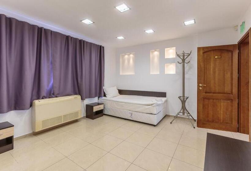 اتاق استاندارد با سرویس بهداشتی مشترک, стаи за гости хан крум