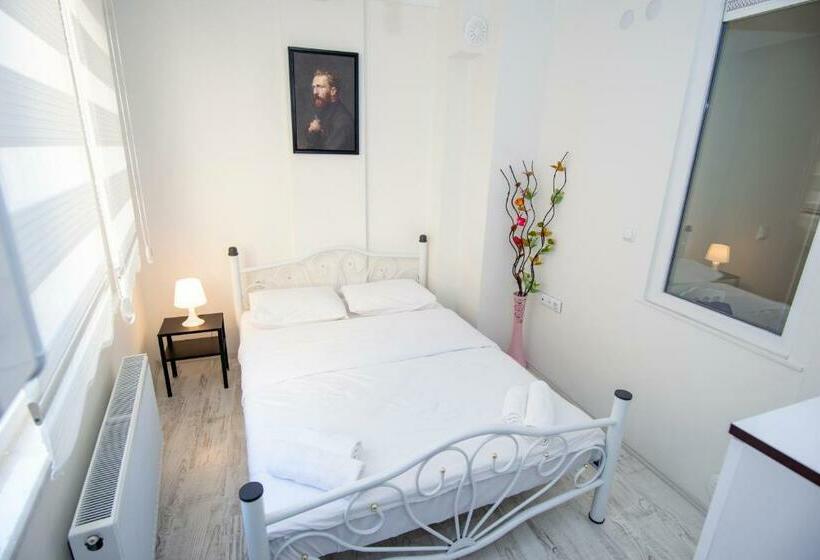 آپارتمان 2 خوابه, Arney Suites