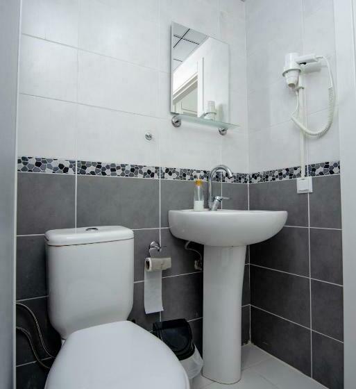 آپارتمان 2 خوابه, Arney Suites