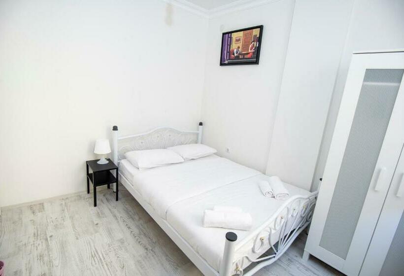 آپارتمان 2 خوابه, Arney Suites