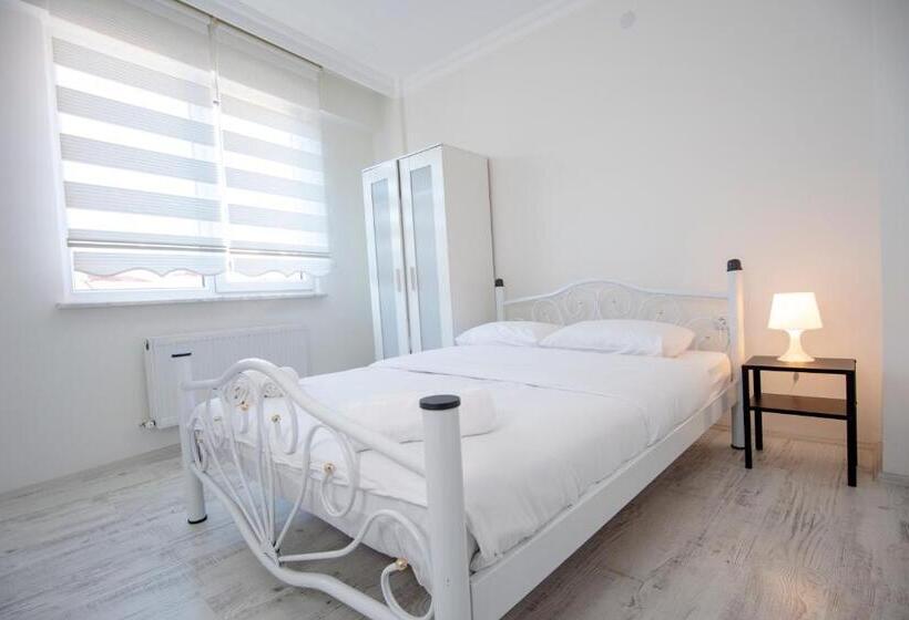 آپارتمان 2 خوابه, Arney Suites