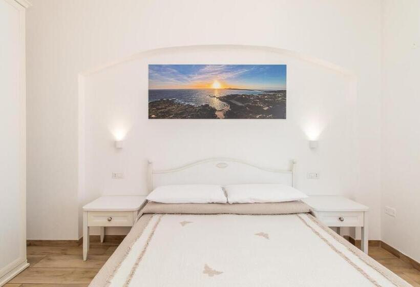 اتاق استاندارد با چشم‌انداز دریا, Tramonto Sul Mare