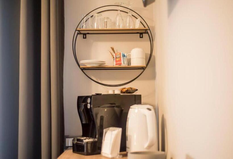 اتاق استاندارد با تخت بزرگ, Eolian Port B&b