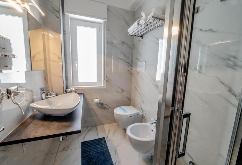 اتاق استاندارد با تخت بزرگ, Eolian Port B&b