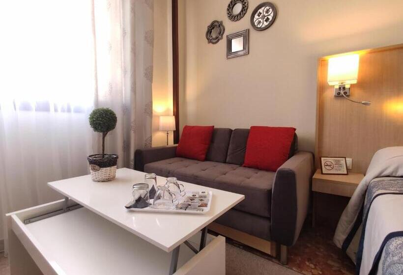 سوییت, H Los Molinos At