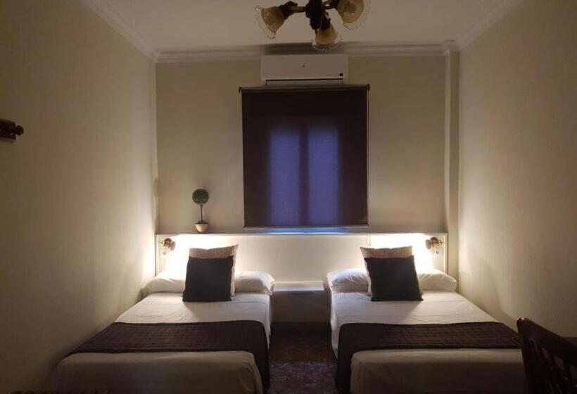 اتاق راحتی سه تخته, H Los Molinos At