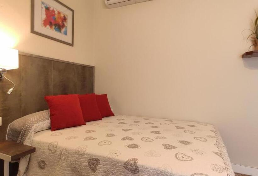 استودیو استاندارد با بالکن, H Los Molinos At