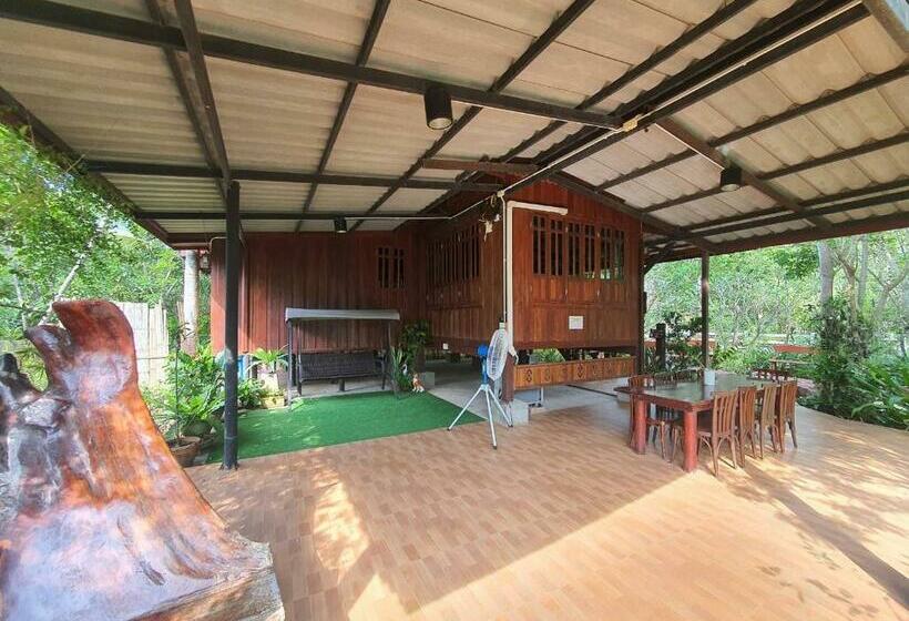 اتاق خانوادگی, บ้านสวนในฝัน ตลาดน้ำท่าคา