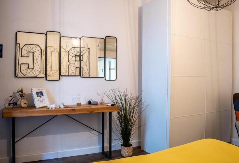 اتاق استاندارد اینتریور, Room 45