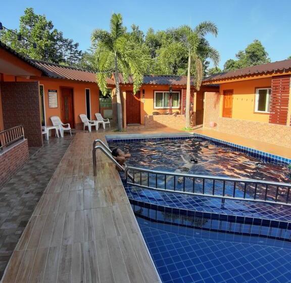 اتاق لوکس, The Windsor Boutique Resort