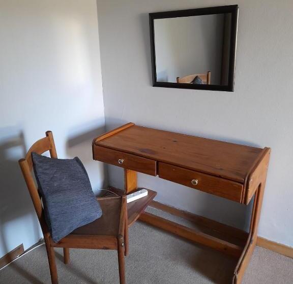 اتاق لوکس با چشم‌انداز باغ, Platberg Self Catering