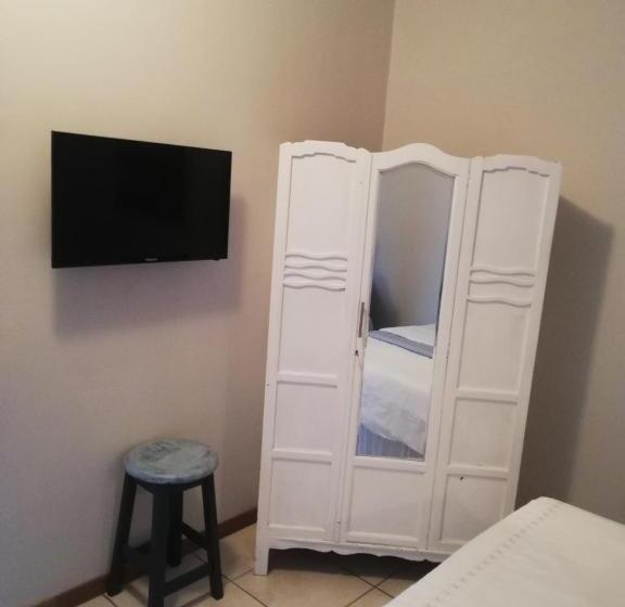 اتاق اکونومی, Platberg Self Catering