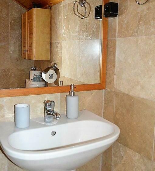 استودیوی استاندارد, Downtown Apartments With Shared Kitchen