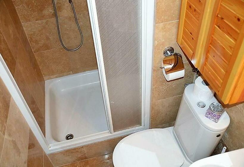 استودیوی استاندارد, Downtown Apartments With Shared Kitchen