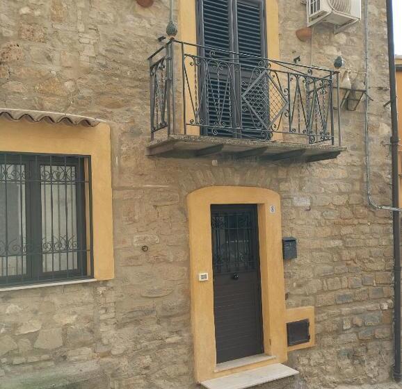 اتاق لوکس, Casa Rosy