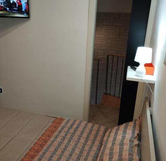 اتاق لوکس, Casa Rosy