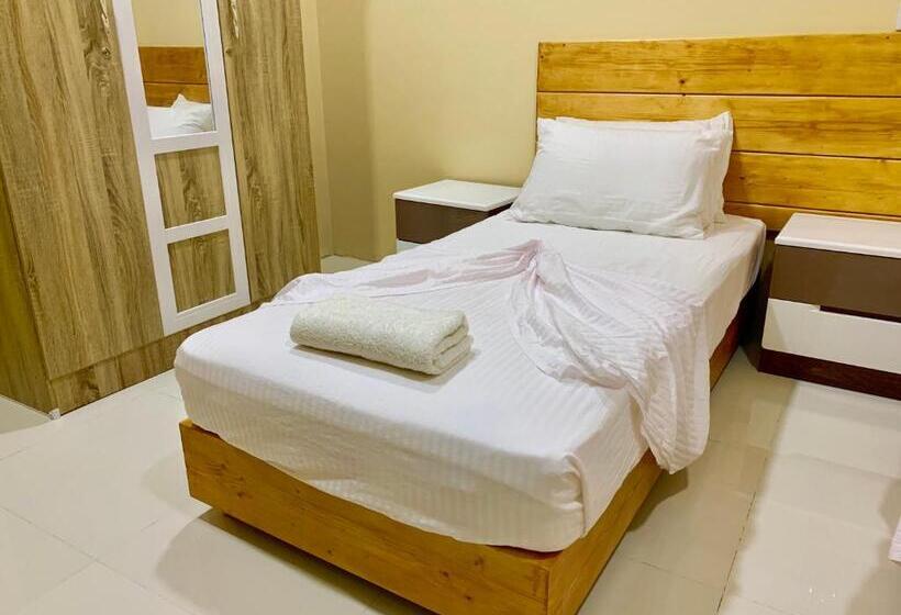 اتاق لوکس, Endhaa, Divers Home