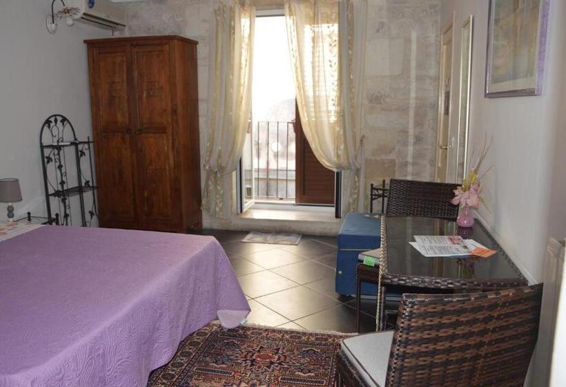 اتاق استاندارد, B&b Al Cortiletto Modica Centro