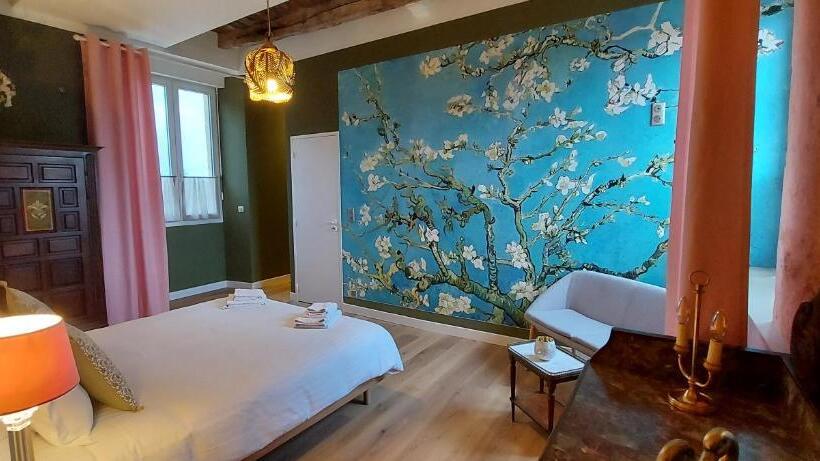 ویلای لوکس 1 خوابه, Le Clos Des Bories